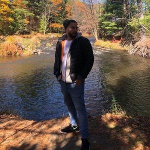 Meet your Posher, Akeb